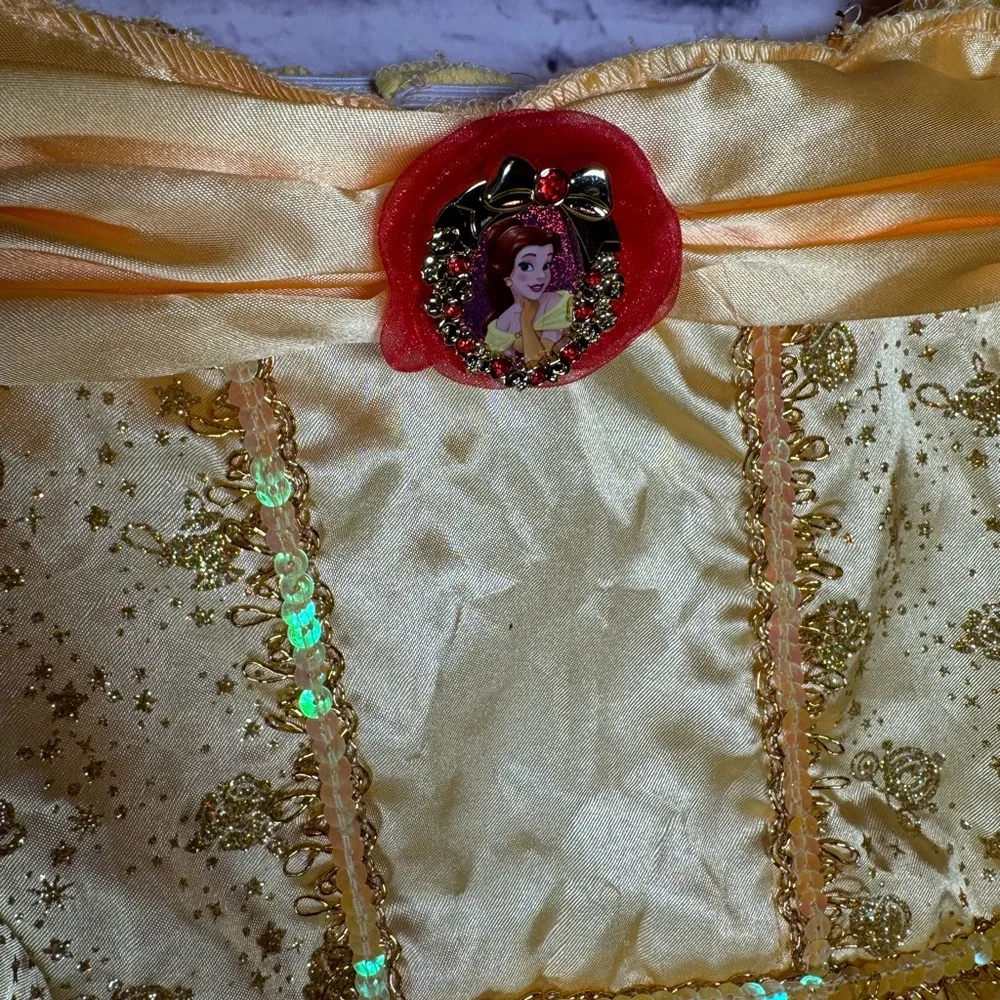 Disney princess belle Halloween dress up costume size medium 8-10‎ yellow